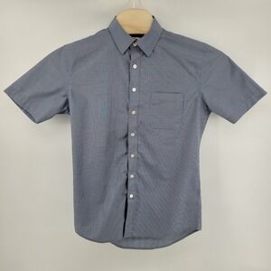 Chick fil A Team Style Short Sleeve Button Up Shirt Mens Size SMALL Gingham